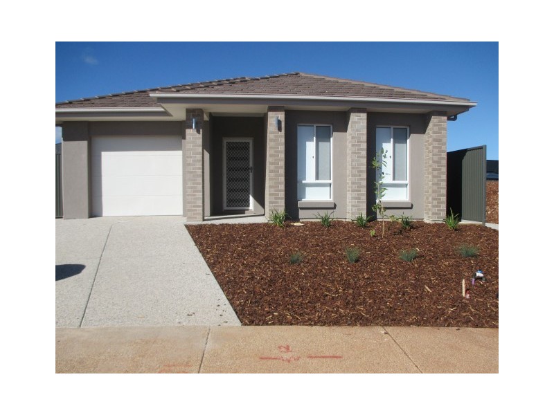 3 Kilfinan Place, Blakeview SA 5114