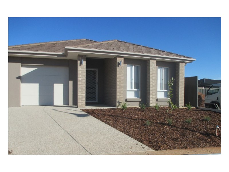 3 Kilfinan Place, Blakeview SA 5114