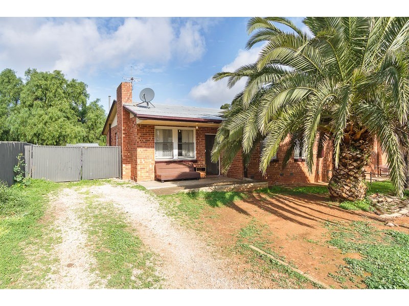 16 Midlow Road, Elizabeth Downs SA 5113