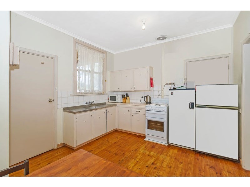 16 Midlow Road, Elizabeth Downs SA 5113