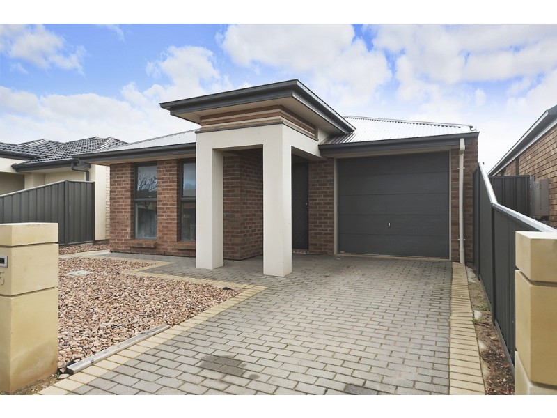 45 Riesling Crescent, Andrews Farm SA 5114