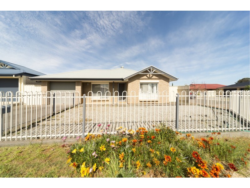 6 Graeber Road, Smithfield SA 5114