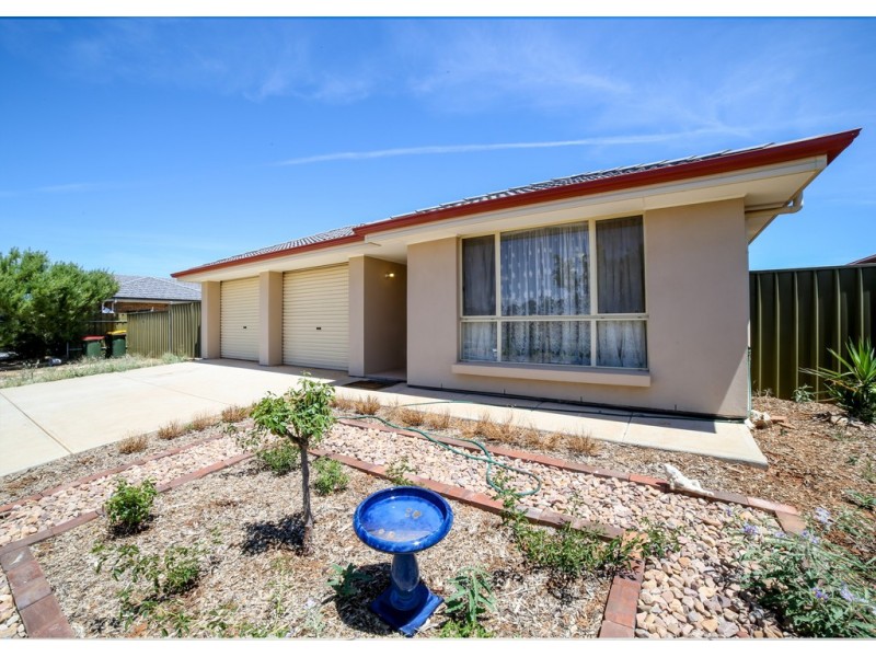 6 TRINITY COURT, Andrews Farm SA 5114