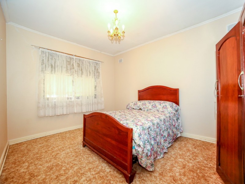 19 Galway Crescent, Salisbury Downs SA 5108