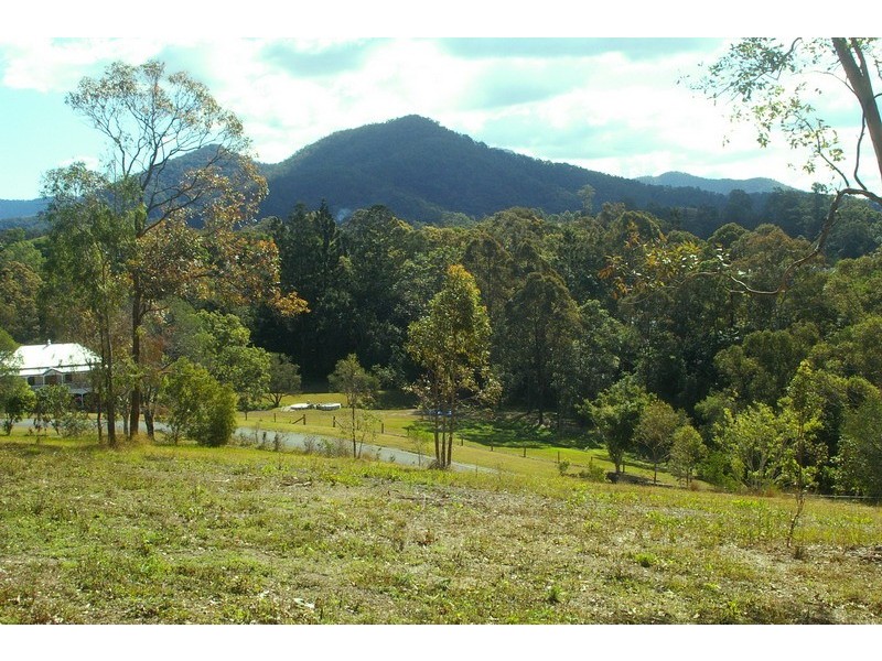 1 Panorama Drive, Cedar Creek QLD 4520