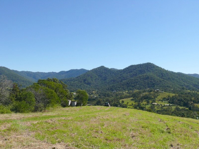 10 Panorama Drive, Cedar Creek QLD 4520