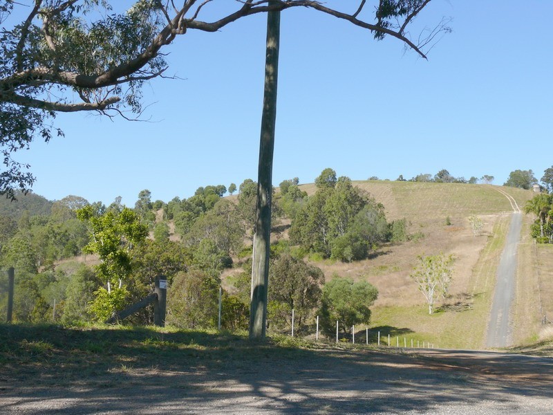 10 Panorama Drive, Cedar Creek QLD 4520