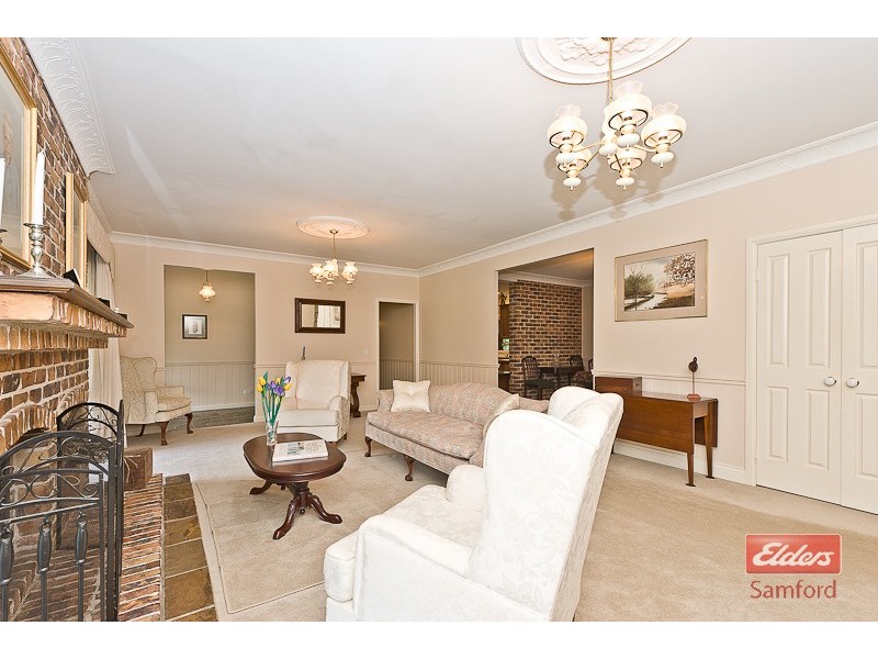 7 Winchester Avenue, Wights Mountain QLD 4520