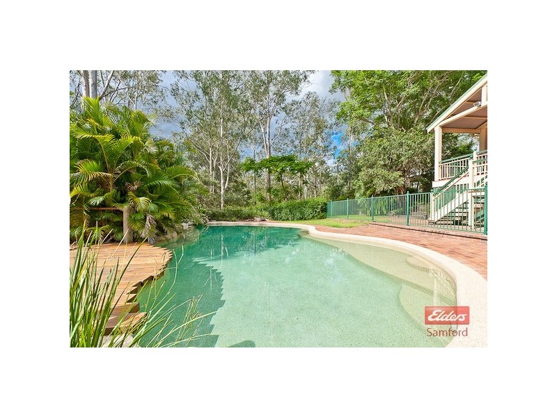 7 Winchester Avenue, Wights Mountain QLD 4520