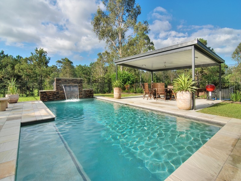 6 Kay Drive, Samford Valley QLD 4520