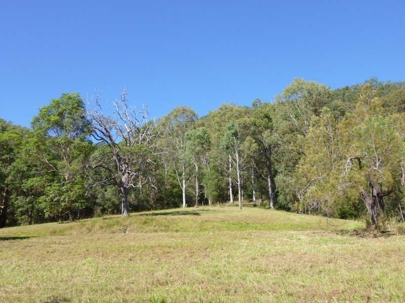 14 Rosewarne Lane, Mount Samson QLD 4520