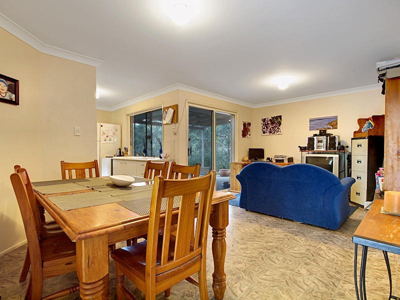 161 Woodward, Armstrong Creek QLD 4520