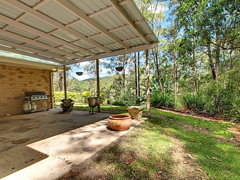 161 Woodward, Armstrong Creek QLD 4520