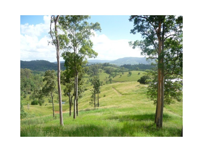 685 Clear Mountain Road, Clear Mountain QLD 4500