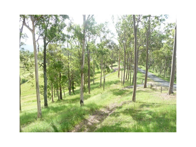 685 Clear Mountain Road, Clear Mountain QLD 4500