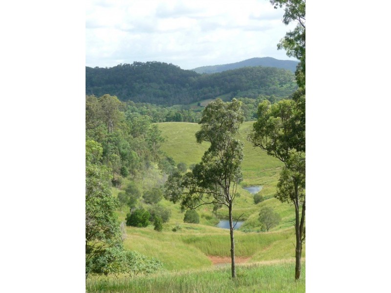 685 Clear Mountain Road, Clear Mountain QLD 4500