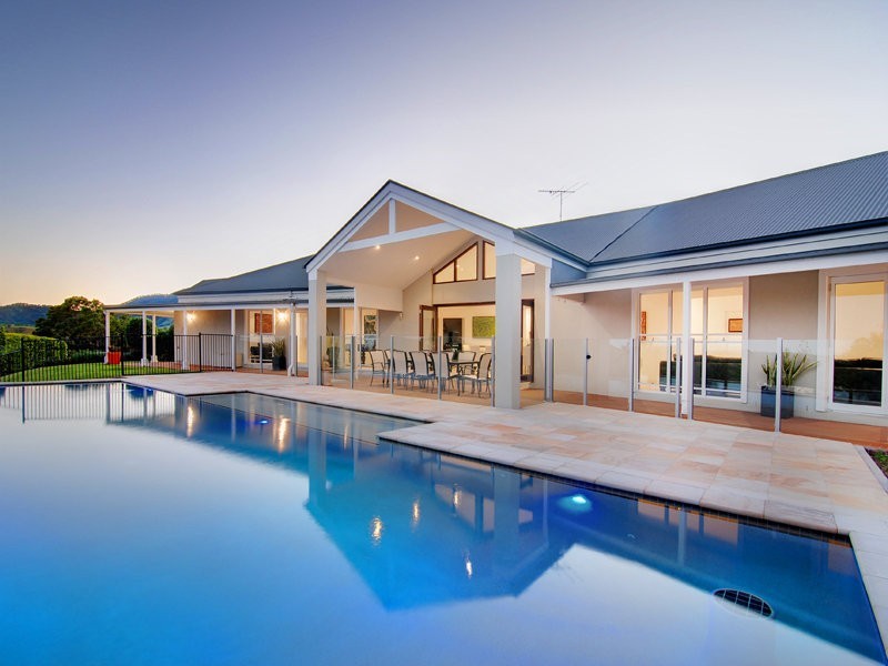 11 Lacebark Court, Cedar Creek QLD 4520