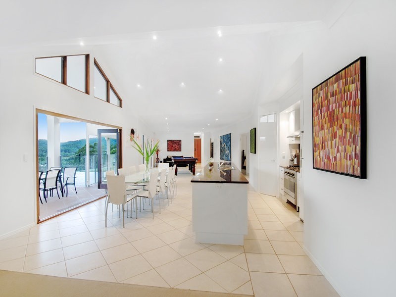 11 Lacebark Court, Cedar Creek QLD 4520
