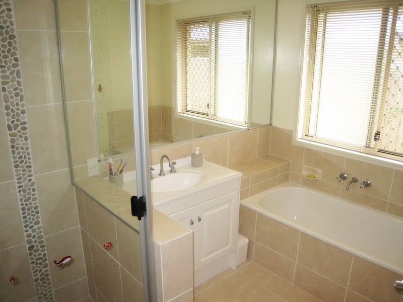 28 Mary Ring Drive, Samford Village QLD 4520