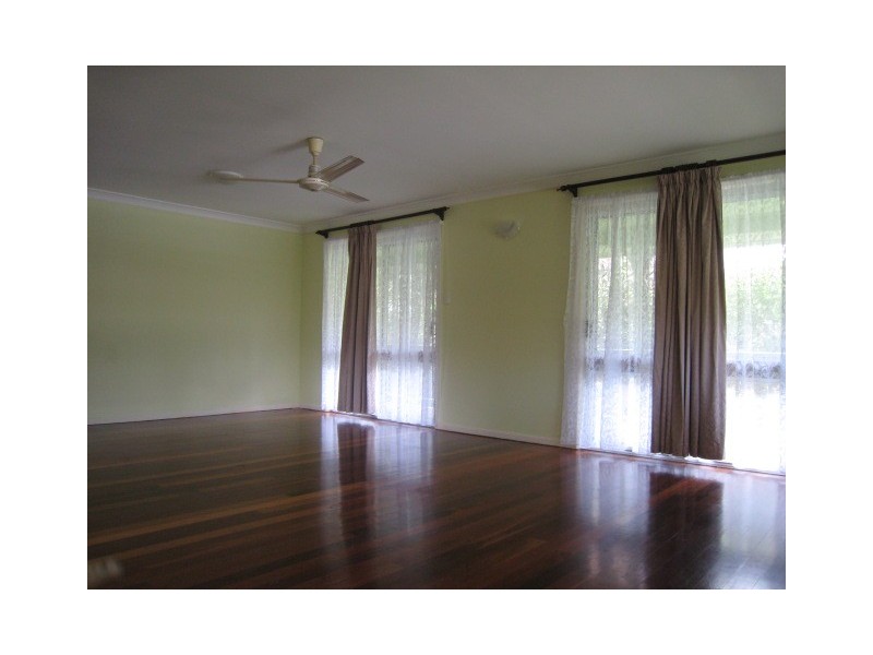 Samford Village QLD 4520