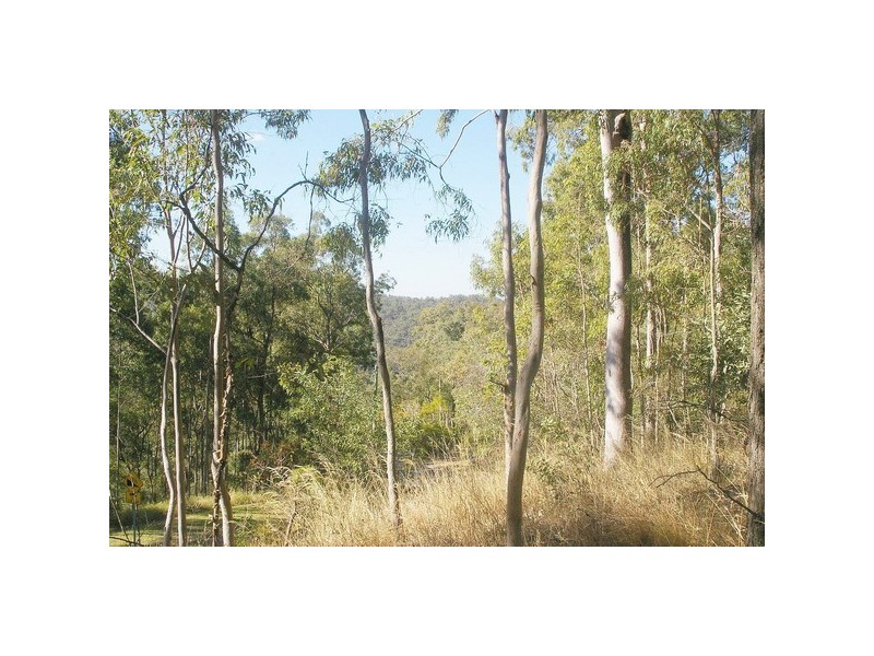 9 Lookout Ct, Camp Mountain QLD 4520