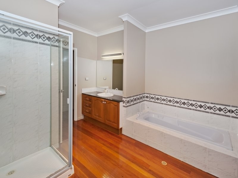 9 Mary Orr Court, Camp Mountain QLD 4520