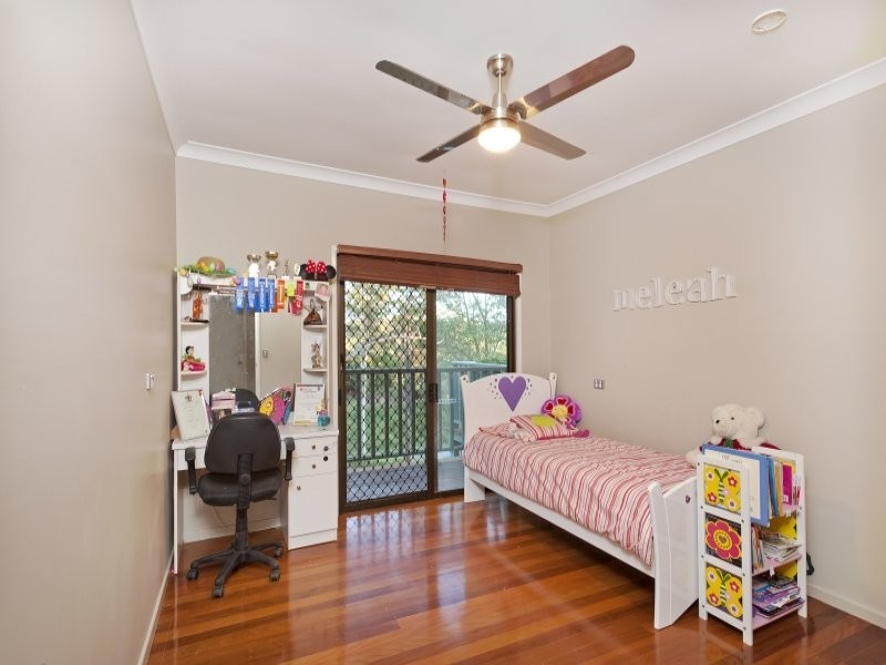 9 Mary Orr Court, Camp Mountain QLD 4520