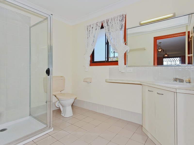 25 Westbourne Drive, Wights Mountain QLD 4520