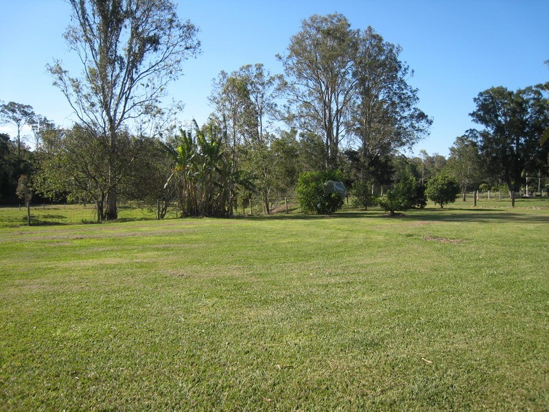 Camp Mountain QLD 4520