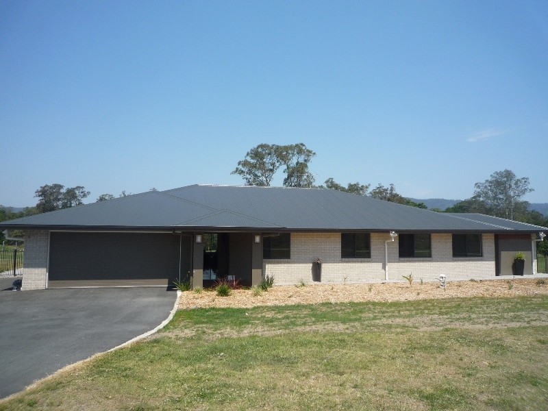 11 Reiners Rd, Samford Valley QLD 4520
