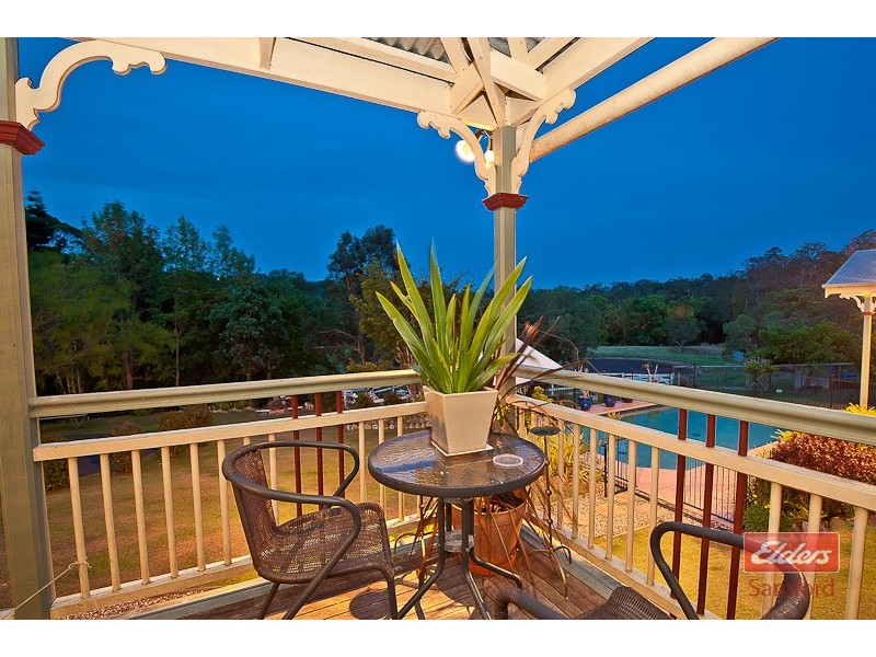 6 Benjamin Close, Samford Valley QLD 4520