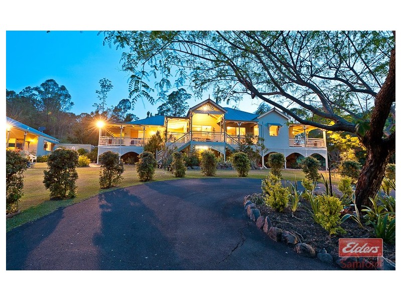 6 Benjamin Close, Samford Valley QLD 4520