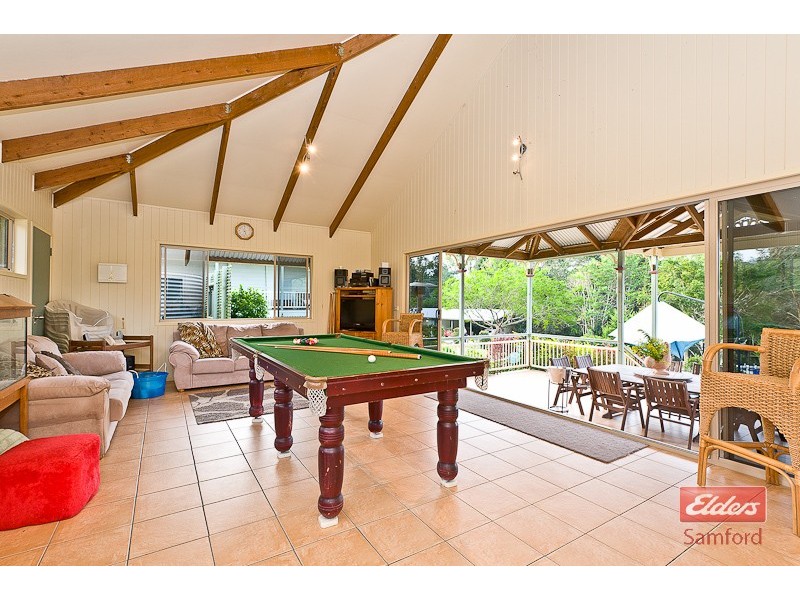 6 Benjamin Close, Samford Valley QLD 4520