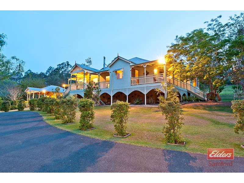 6 Benjamin Close, Samford Valley QLD 4520