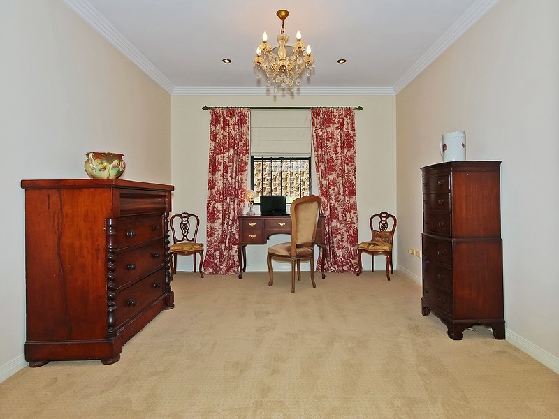 4 Autumnwood Court, Samford Valley QLD 4520