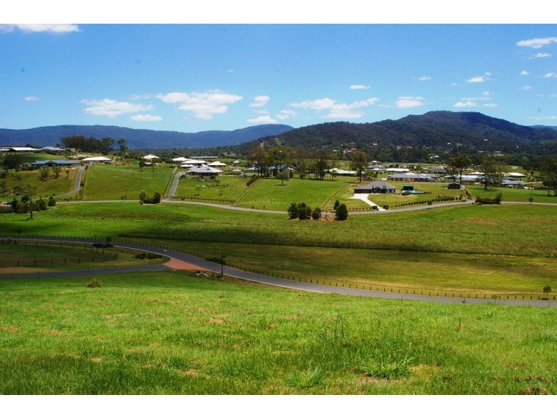 3 Vaucluse Court, Samford Valley QLD 4520