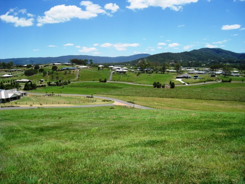 3 Vaucluse Court, Samford Valley QLD 4520