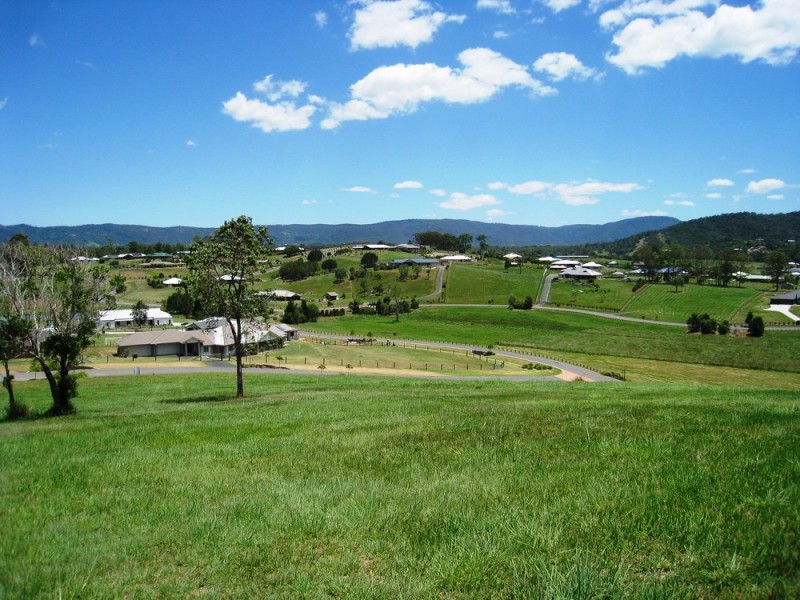 3 Vaucluse Court, Samford Valley QLD 4520