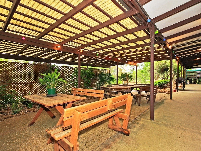 134 Camp Mountain Road, Camp Mountain QLD 4520