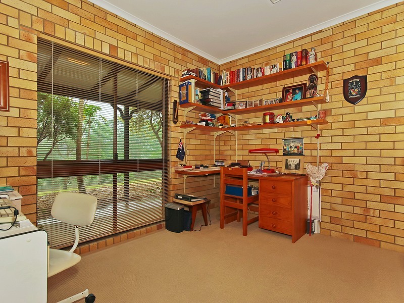 134 Camp Mountain Road, Camp Mountain QLD 4520