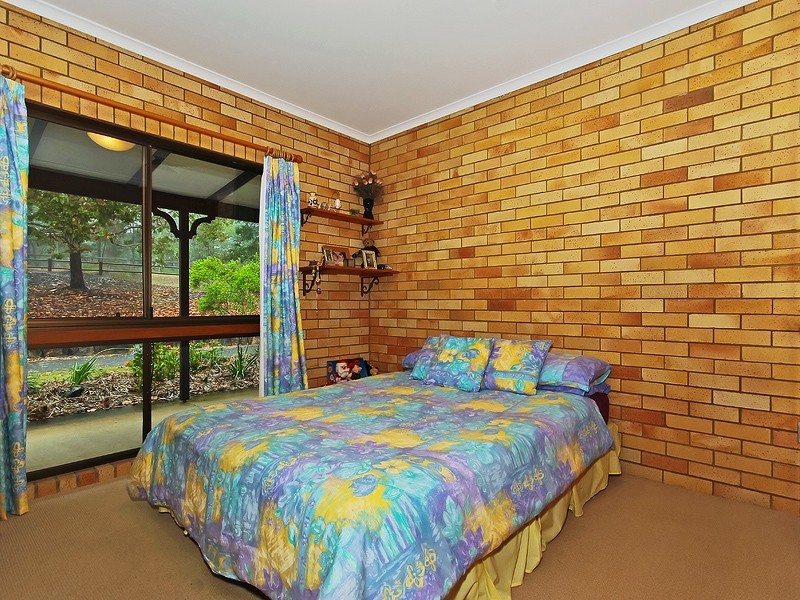 134 Camp Mountain Road, Camp Mountain QLD 4520