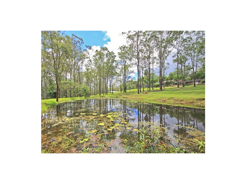 10 Brunswick Place, Wights Mountain QLD 4520