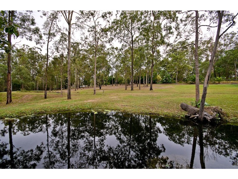 10 Brunswick Place, Wights Mountain QLD 4520