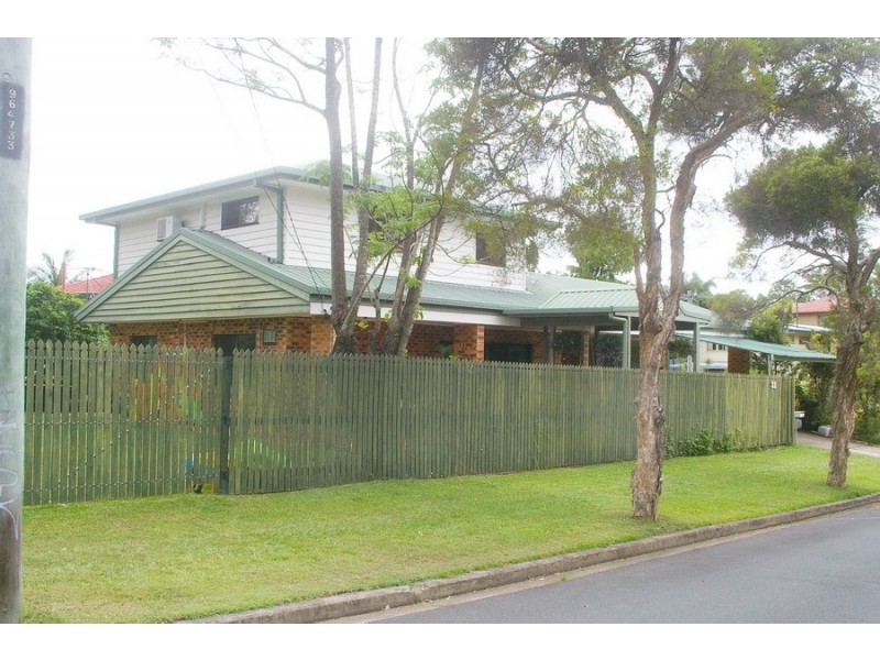11 Dinterra, Ferny Hills QLD 4055