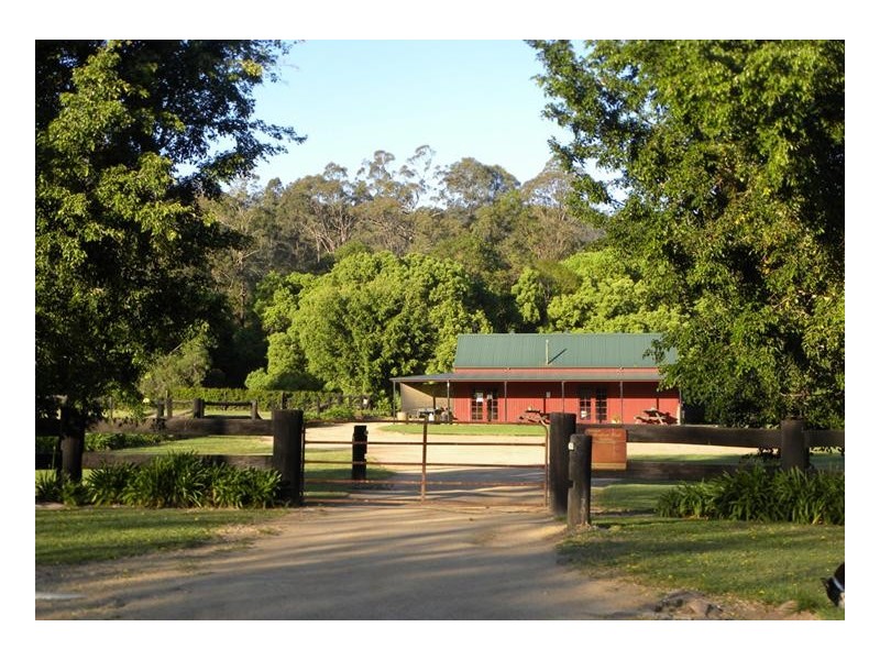 280 Upper Camp Mountain Road, Camp Mountain QLD 4520