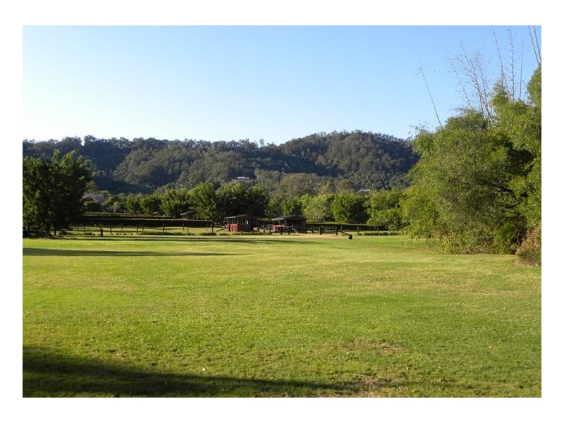 280 Upper Camp Mountain Road, Camp Mountain QLD 4520