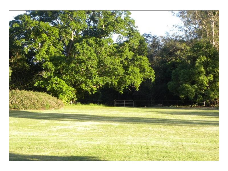 280 Upper Camp Mountain Road, Camp Mountain QLD 4520