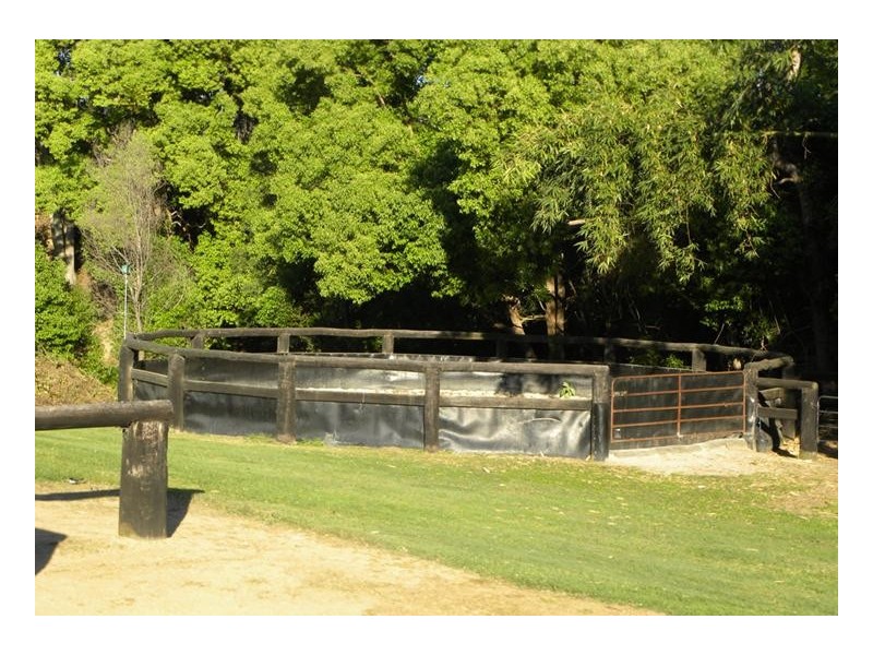 280 Upper Camp Mountain Road, Camp Mountain QLD 4520