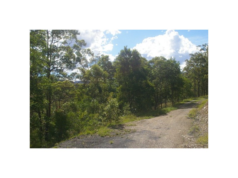 15 Panorama Drive, Cedar Creek QLD 4520