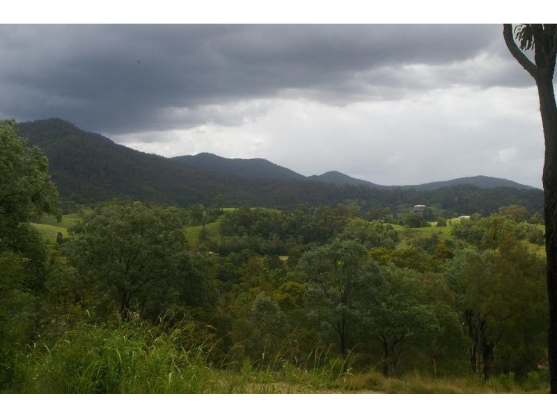 9 Panorama Drive, Cedar Creek QLD 4520